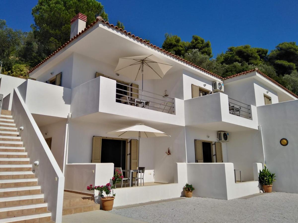 Skiathos Lagoterra Apartments Eksteriør bilde