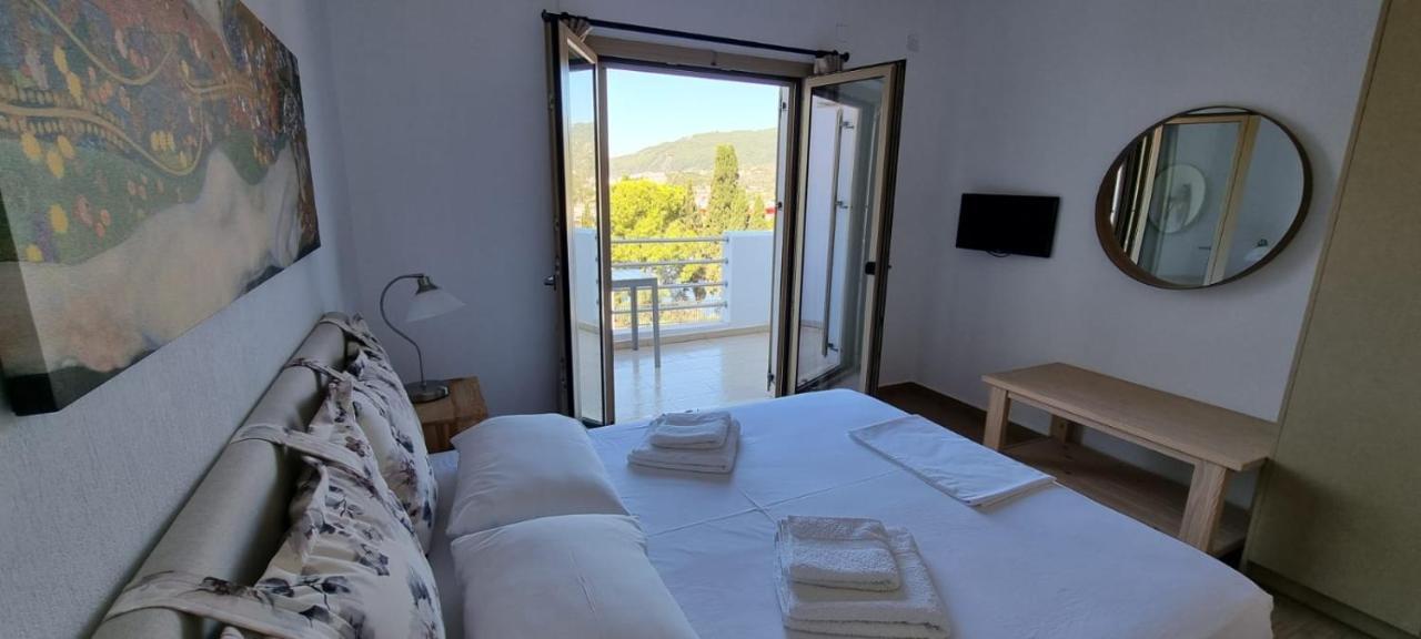 Skiathos Lagoterra Apartments Eksteriør bilde