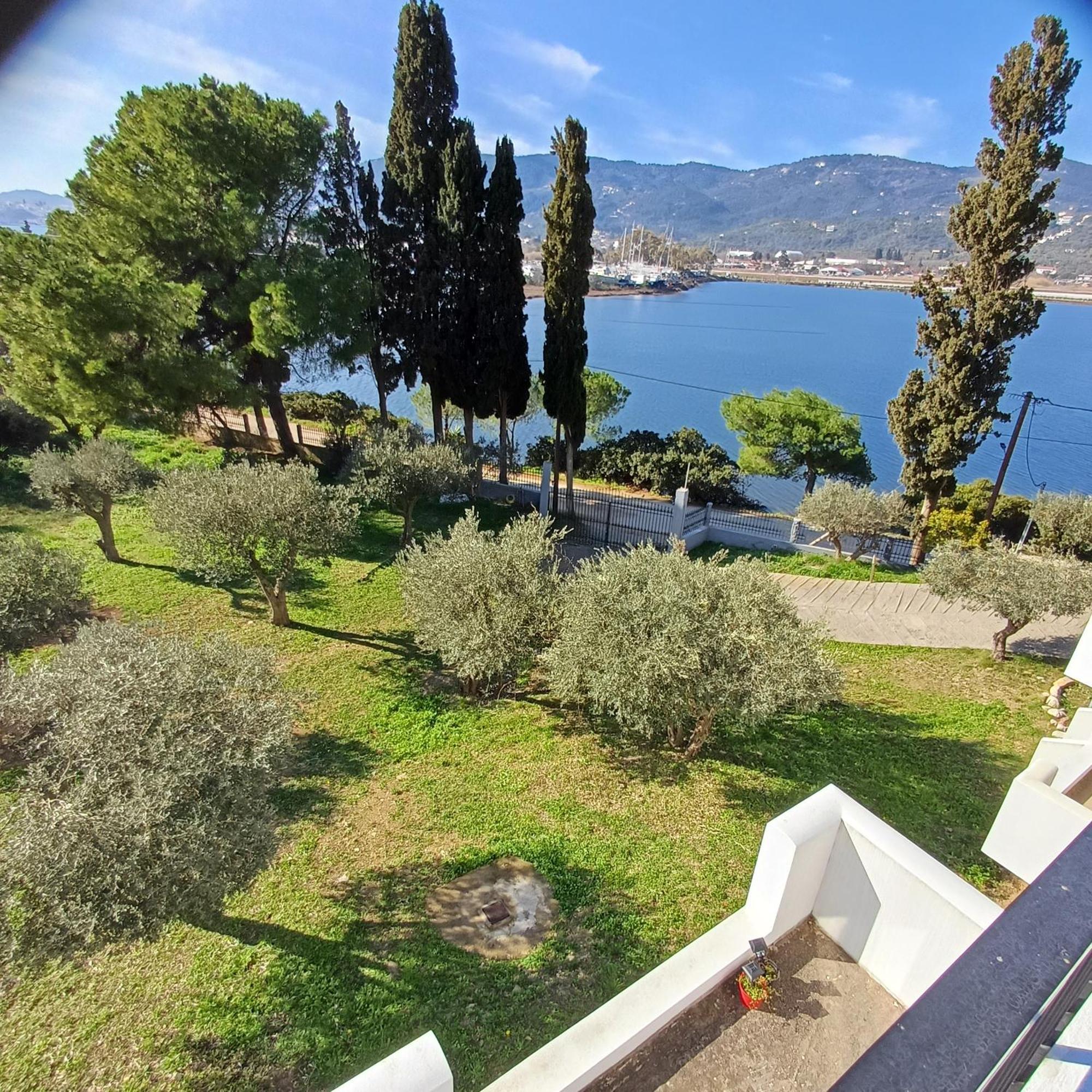Skiathos Lagoterra Apartments Eksteriør bilde