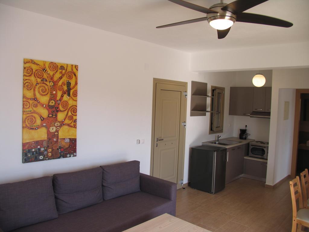Skiathos Lagoterra Apartments Eksteriør bilde